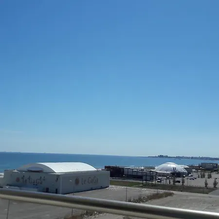 Apartament Moniri *